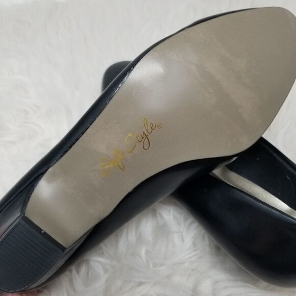 SOFT STYLE BLACK SIZE 9.5 W. - Picture 12 of 12